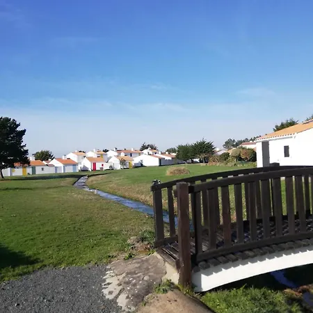 Location Saisonniere En Bord De Ferienhaus